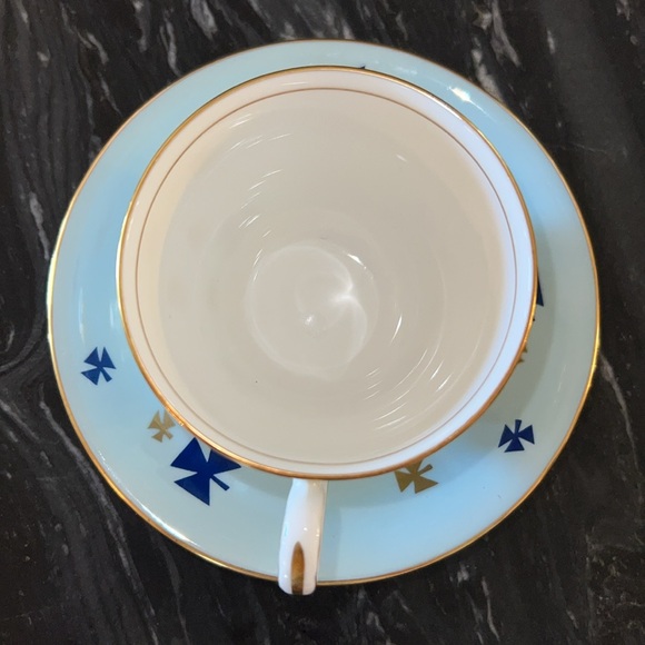 Vintage Aynsley Girl Guides Teacup and Saucer Bone China Made in England HTF - Picture 5 of 11